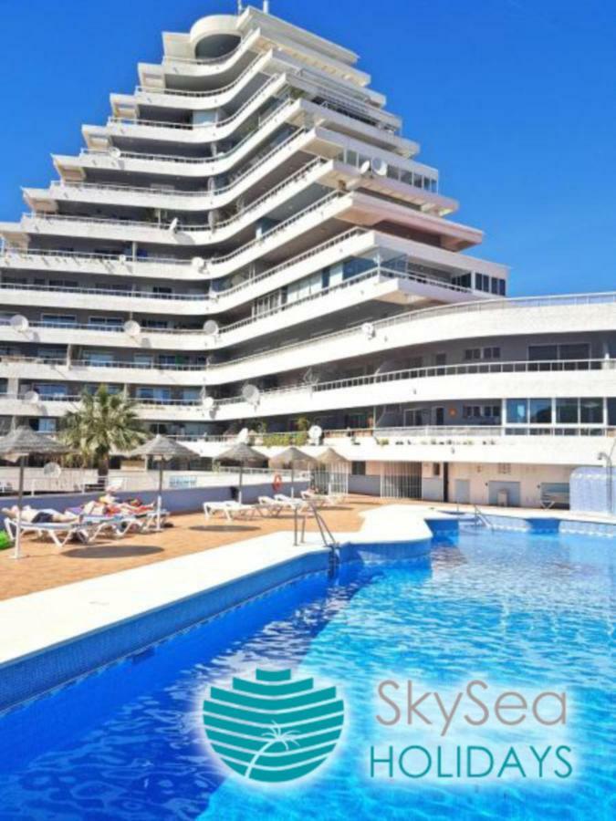 Skysea Apartments Беналмадена Екстериор снимка